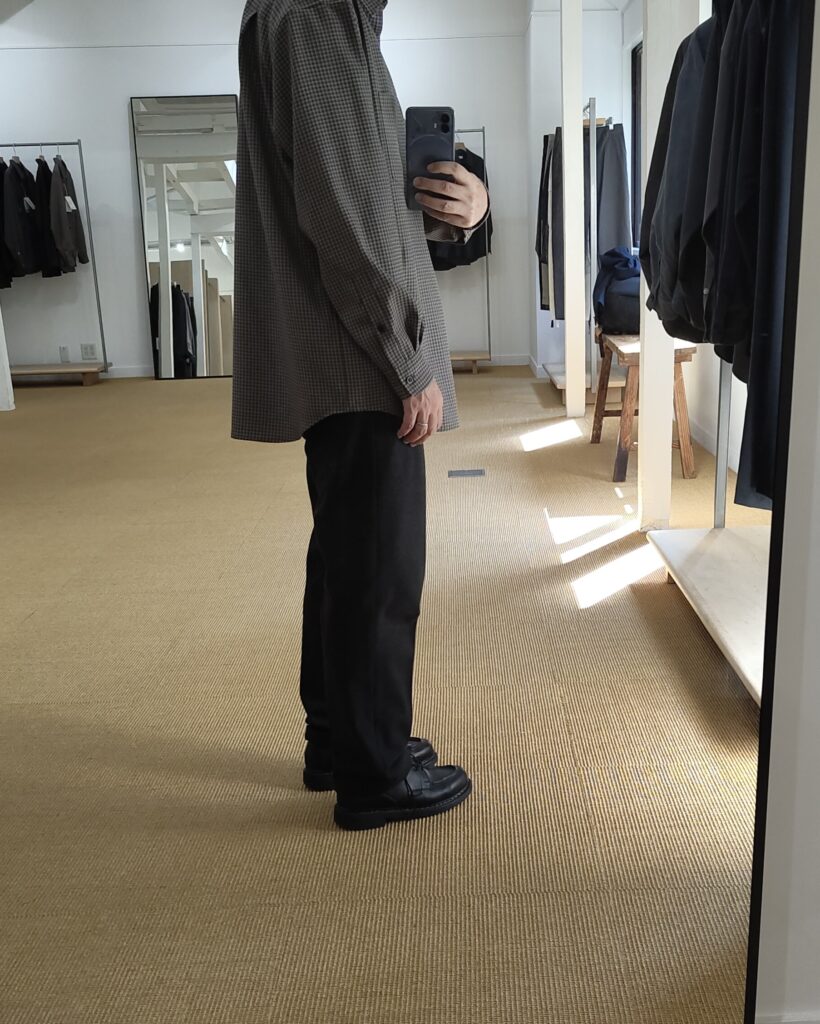cornierのSuper160's WOOL/SILK CHECK SHIRTS着用写真
