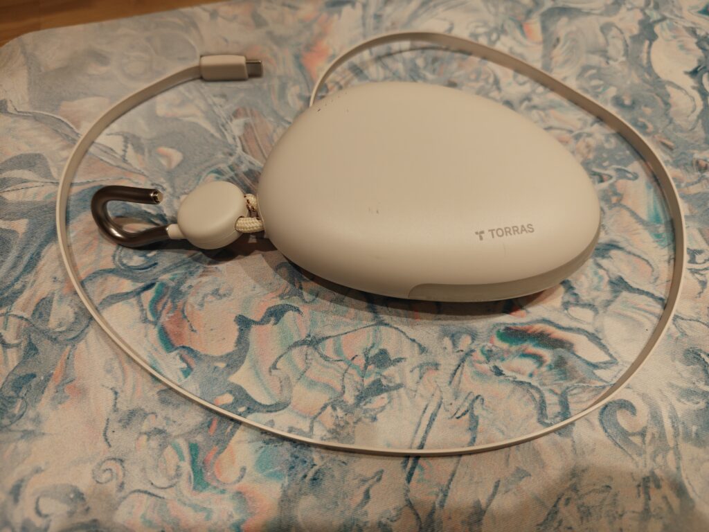 TORRAS FlexLine Pebbleの巻き取り式ケーブル