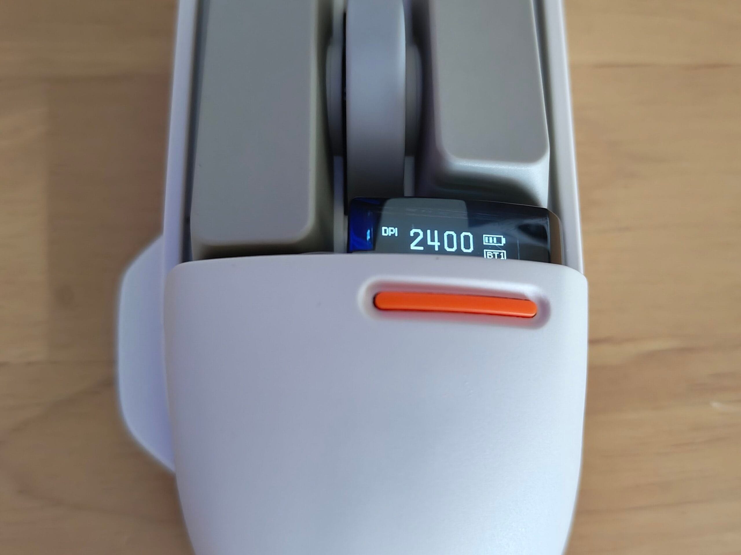 LOFREE Touch PBT ワイヤレスマウスのディスプレイ