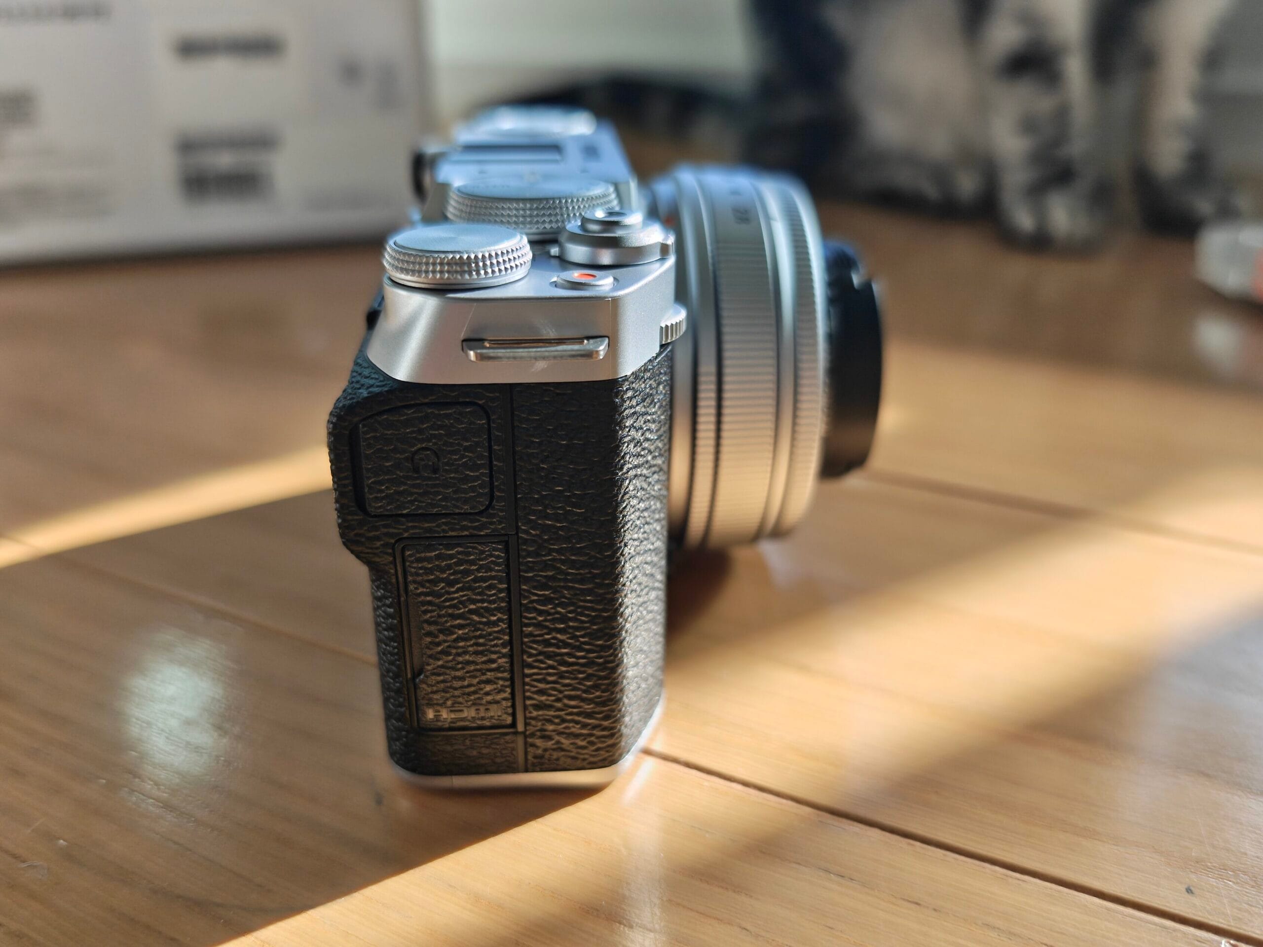 X-M5にXF 23mm F2.8 R WRを装着