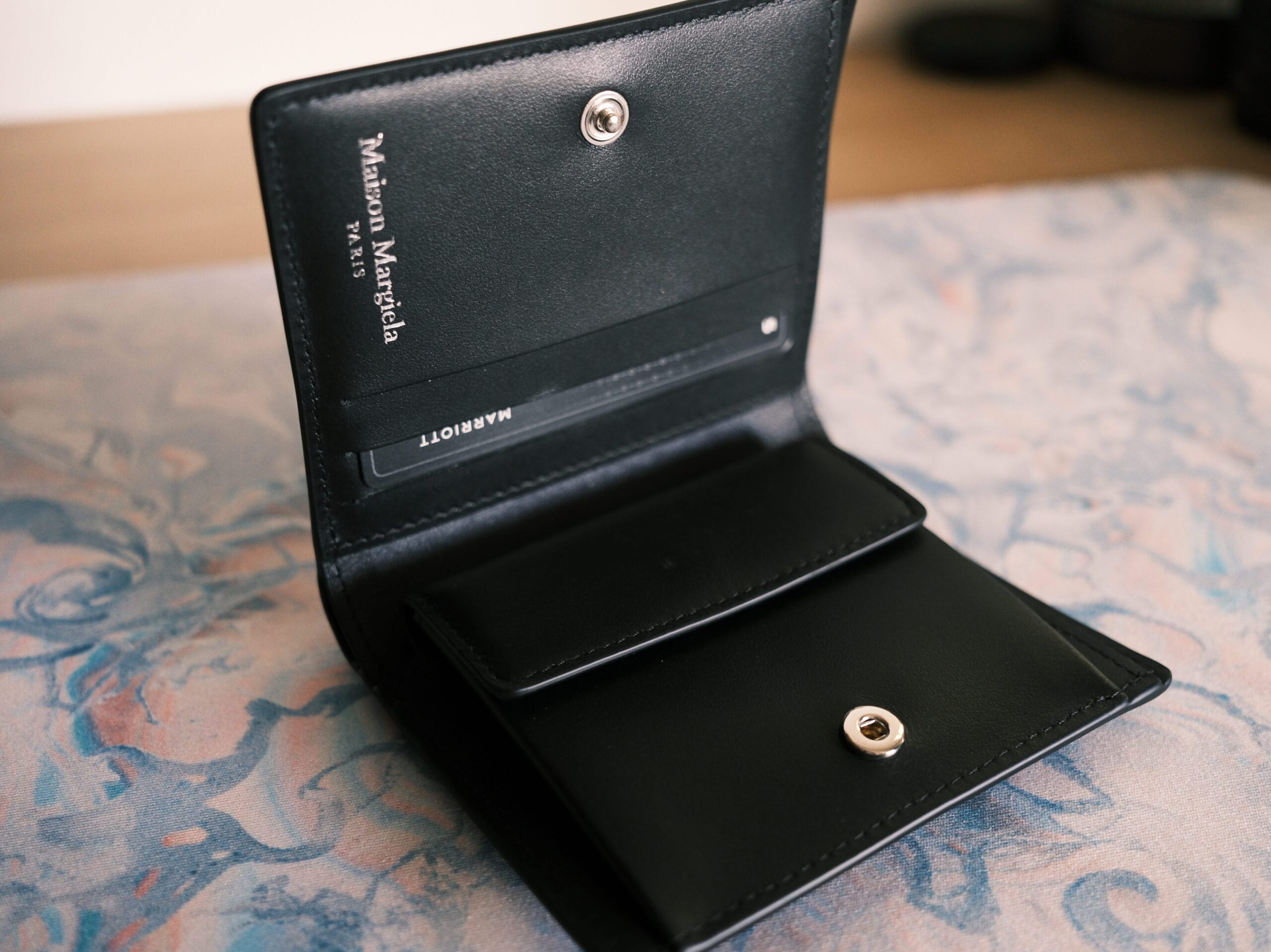 Maison Margiela 二つ折りウォレット 外観　内側