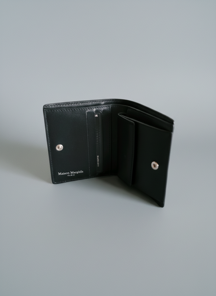 Maison Margiela 二つ折りウォレット 収納量