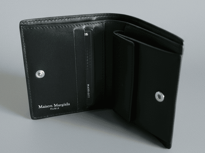 Maison Margiela 二つ折りウォレット 収納量
