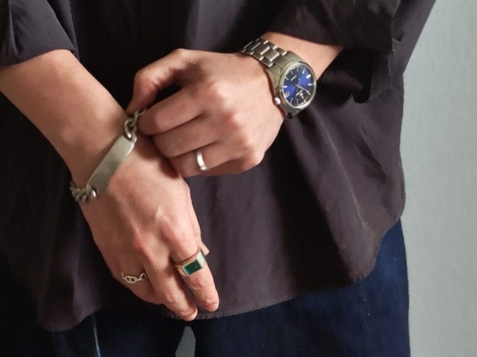 グランドセイコーのSBGR321を着用した写真